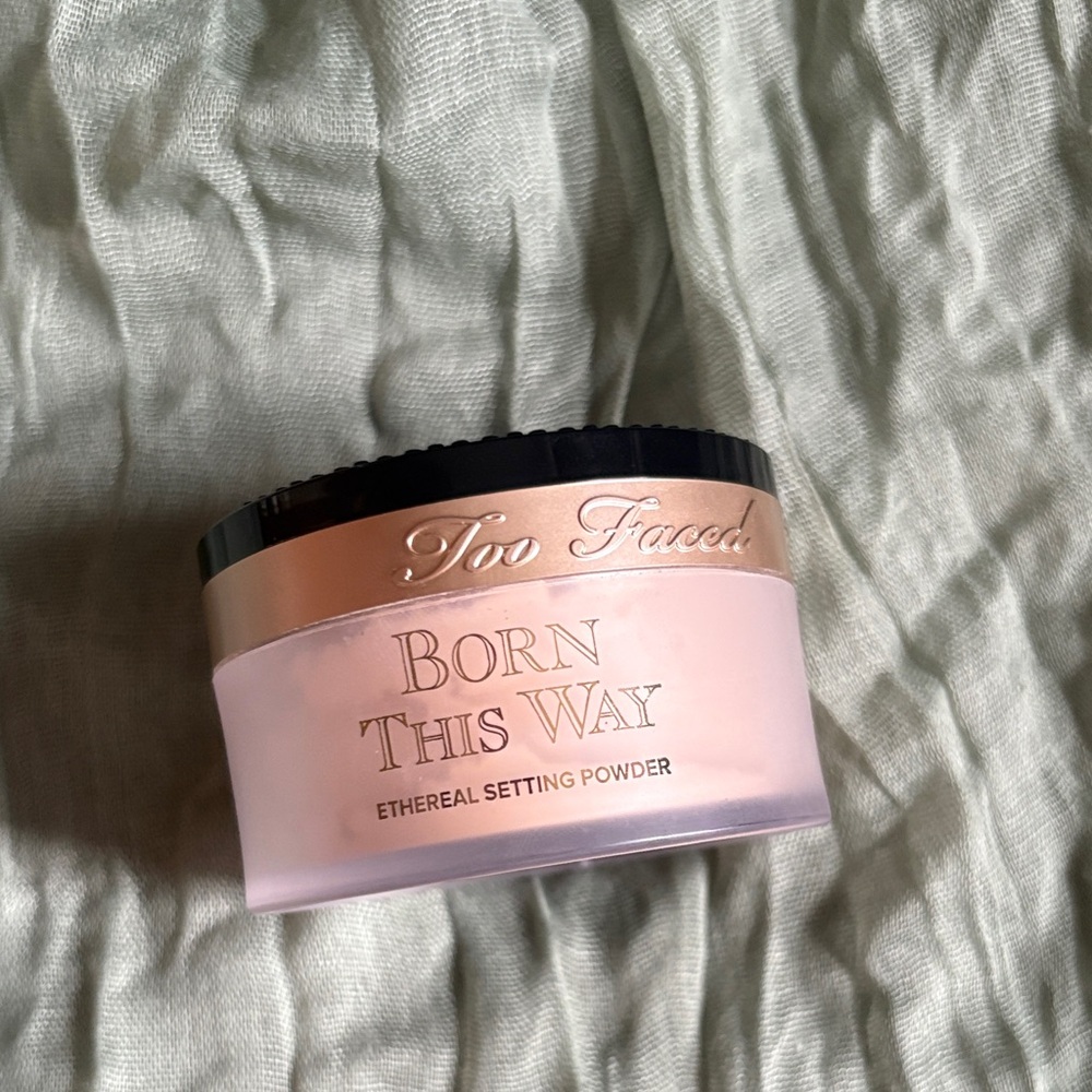 Too Faced Born This Way Ethereal Setting Powder